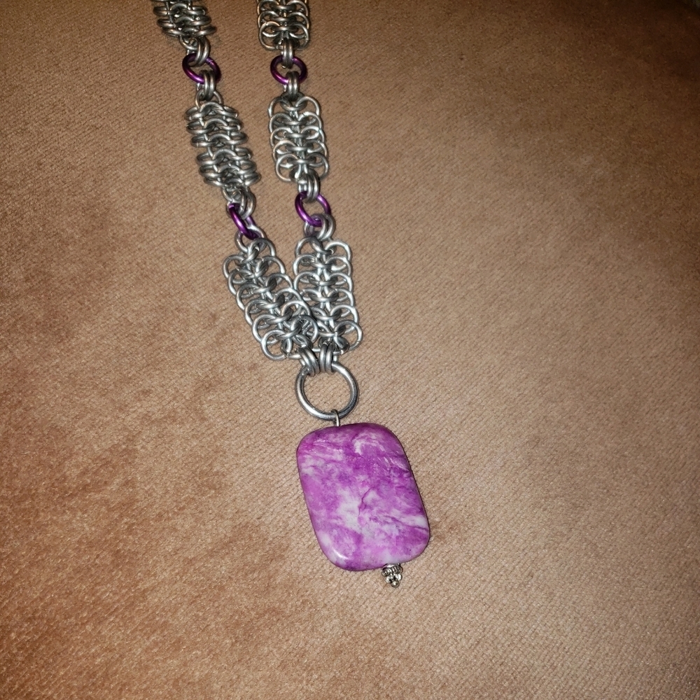 *SOLD* Vintage 90s Necklace - Picture 9 of 10